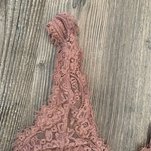 Aerie Lace Bralette - Picture 3 of 8